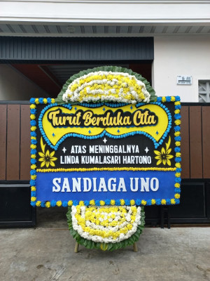 Papan Bunga Duka di Tanah Tinggi Barat